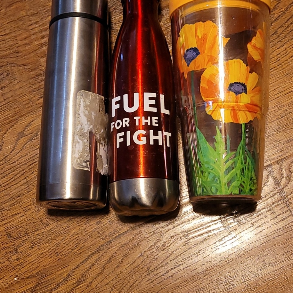 Tervis, holder with 2 thermos holddrs